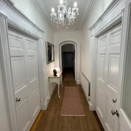 4-Bed Georgian Townhouse In Alston Cumbria